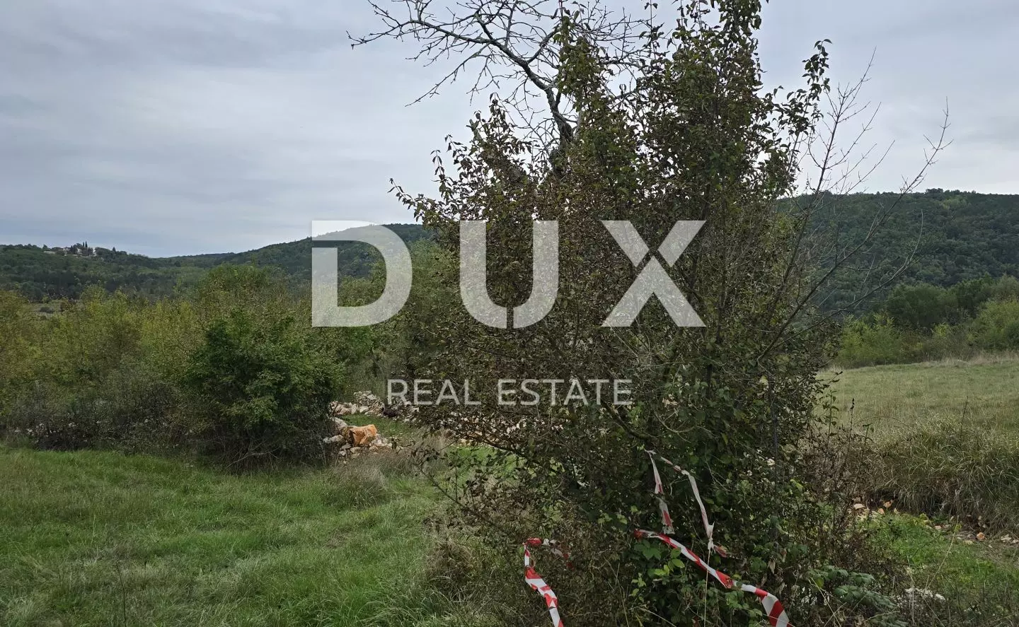 Land In Grožnjan, Croatia (1.338 M²)