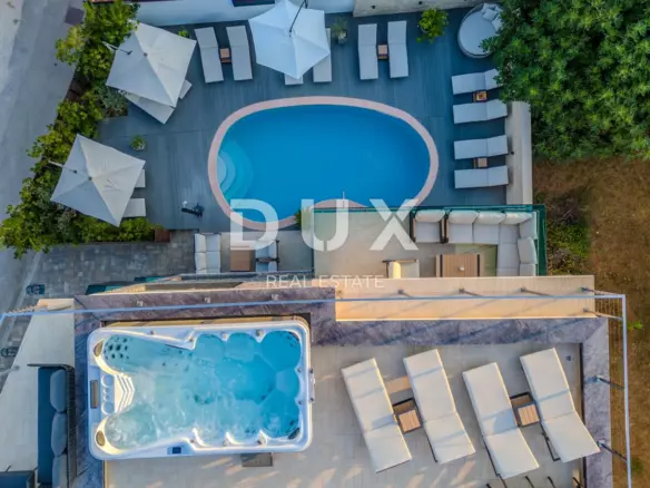 12-bedroom Detached House In Vir, Croatia (550 M²)