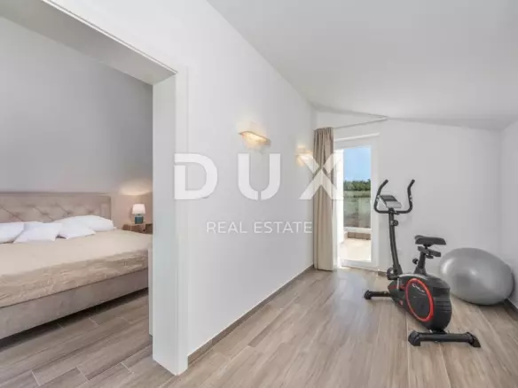 6-bedroom Detached House In Mihatovići, Croatia (265 M²)