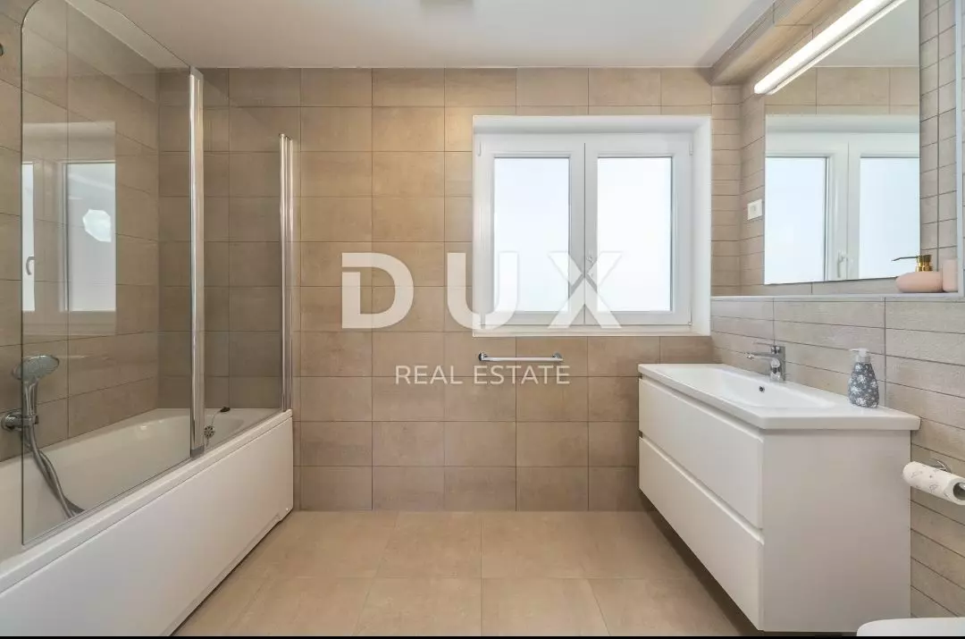 6-bedroom Detached House In Mihatovići, Croatia (265 M²)