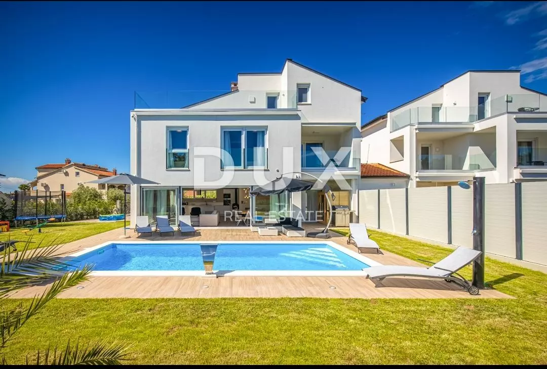 6-bedroom Detached House In Mihatovići, Croatia (265 M²)