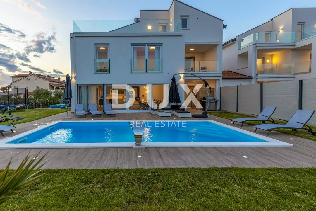 6-bedroom Detached House In Mihatovići, Croatia (265 M²)