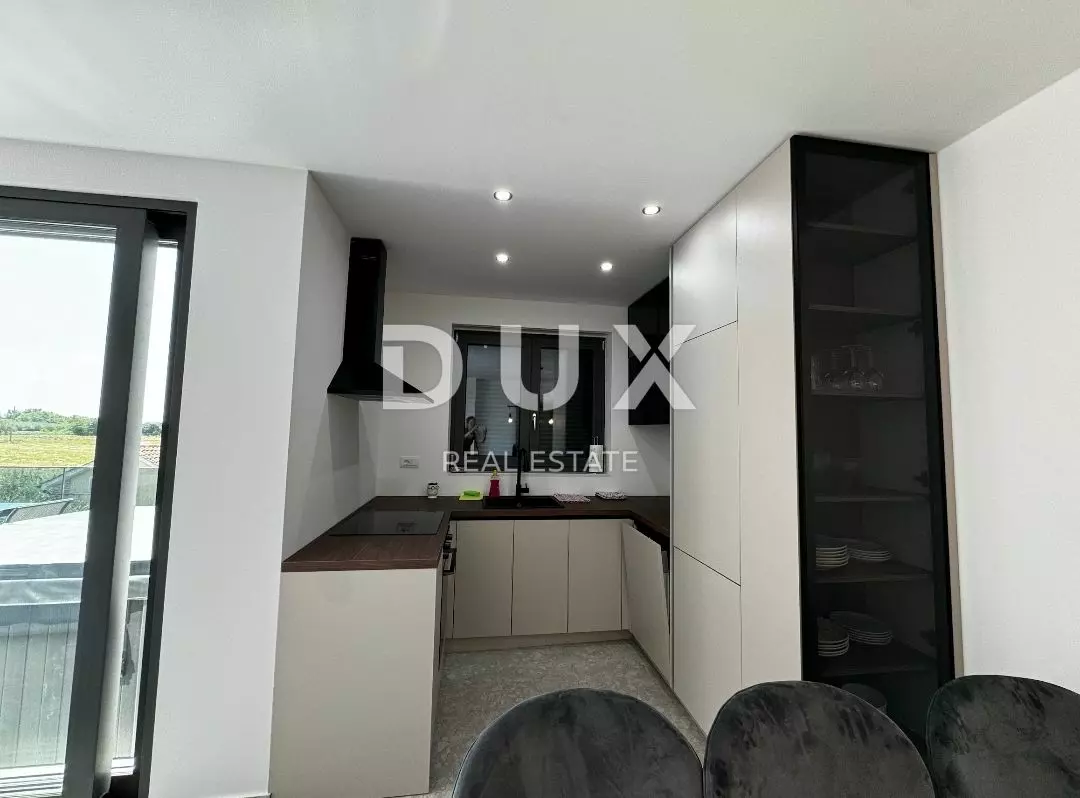 3-bedroom Apartment In Poreč, Croatia (97,06 M²)