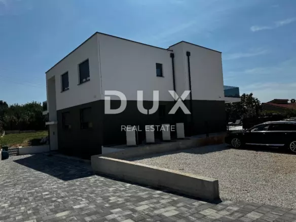 3-bedroom Apartment In Poreč, Croatia (97,06 M²)