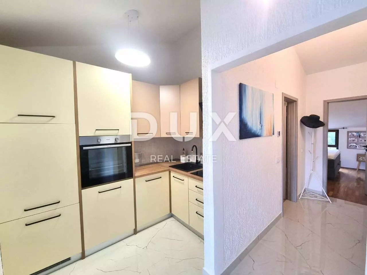 2-bedroom Apartment In Vrsar, Croatia (77 M²)