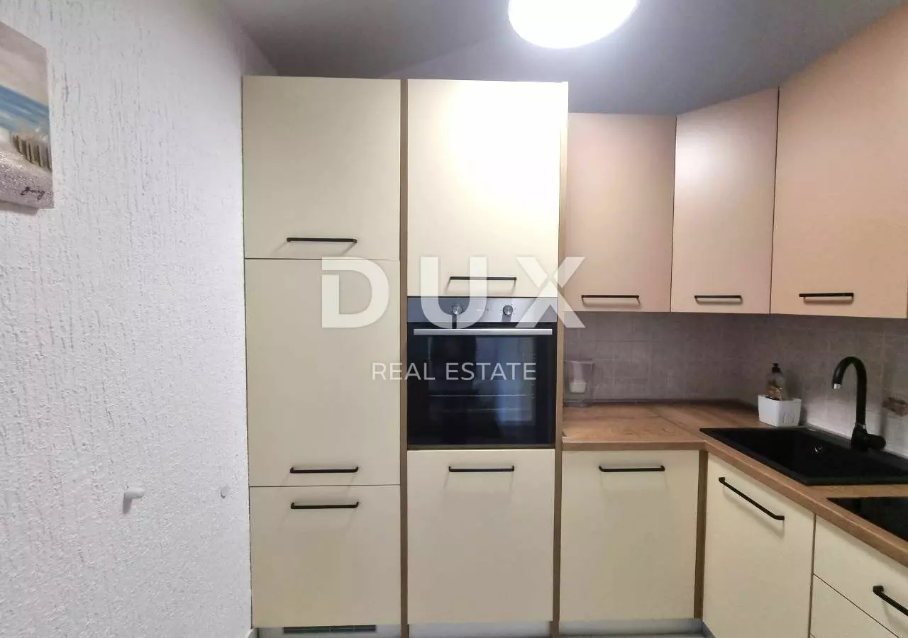 2-bedroom Apartment In Vrsar, Croatia (77 M²)