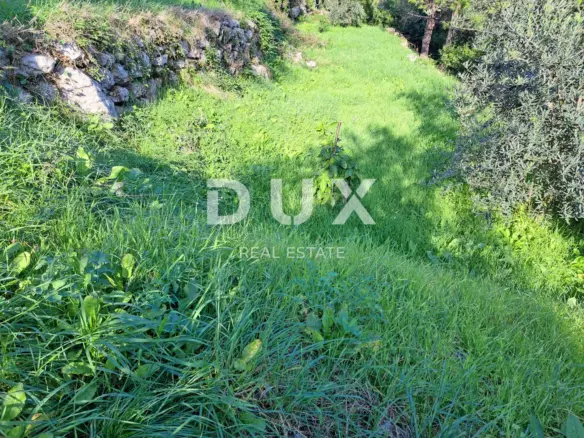 Land In Lovran, Croatia (1.144 M²)
