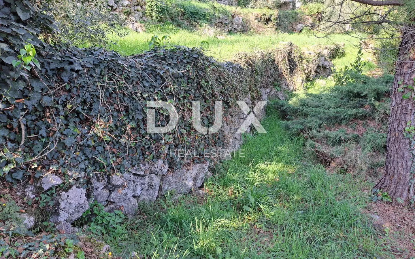 Land In Lovran, Croatia (1.144 M²)