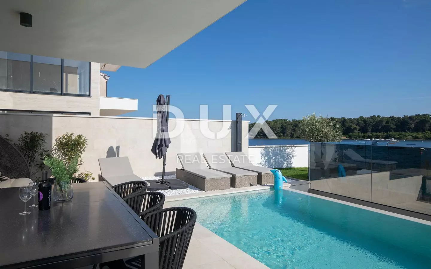 5-bedroom Villa In Medulin, Croatia (340 M²)