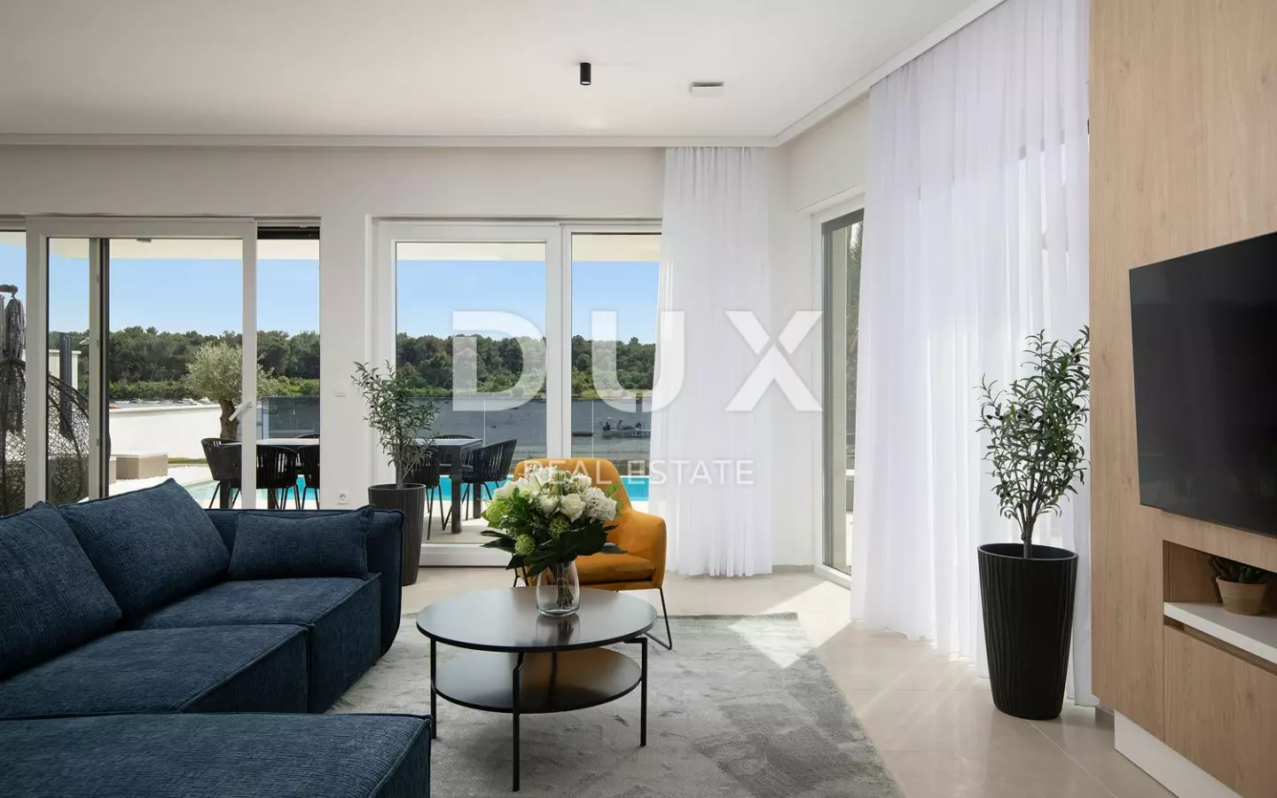5-bedroom Villa In Medulin, Croatia (340 M²)