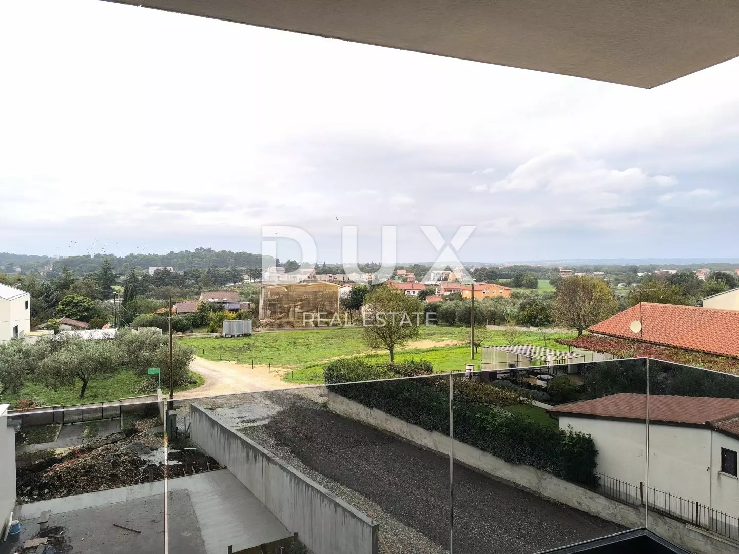3-bedroom Apartment In Veli Vrh, Croatia (120 M²)