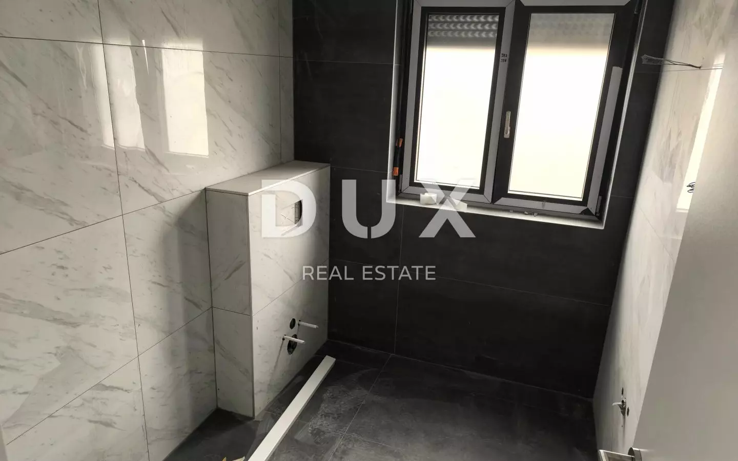 3-bedroom Apartment In Veli Vrh, Croatia (120 M²)