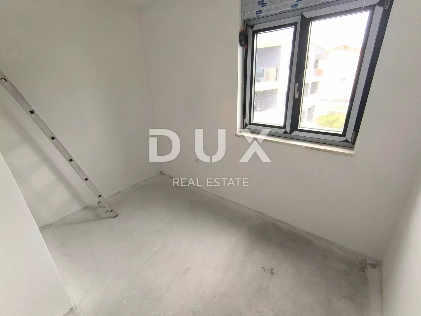 3-bedroom Apartment In Veli Vrh, Croatia (120 M²)
