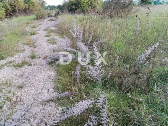 Land In Marčana, Croatia (6.162 M²)