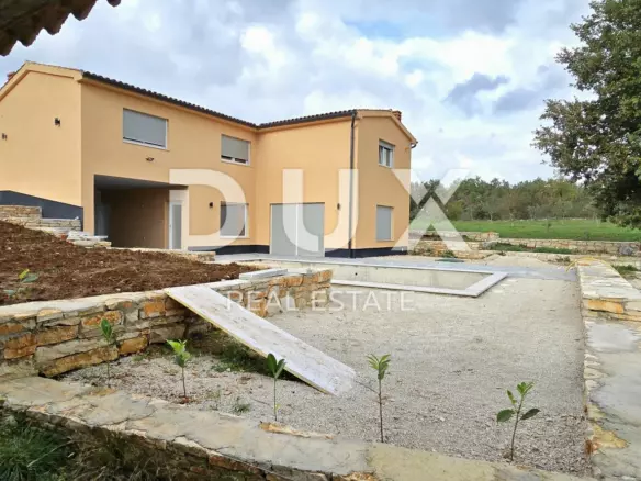 3-bedroom Detached House In Svetvinčenat, Croatia (190 M²)