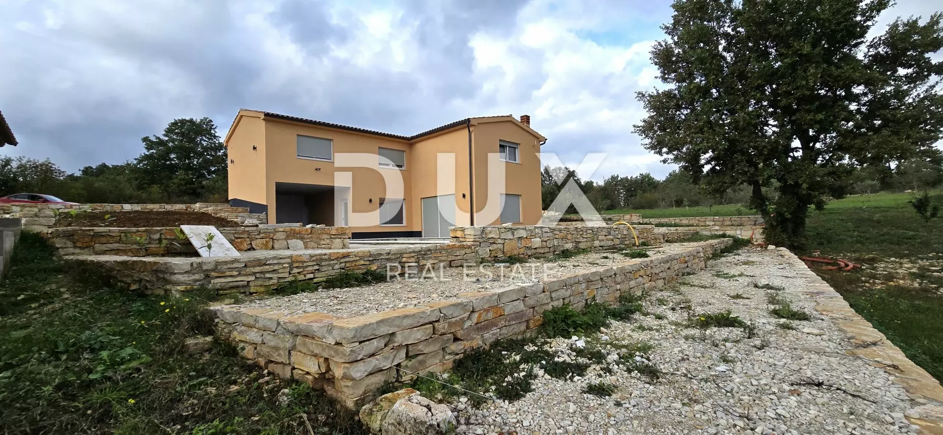 3-bedroom Detached House In Svetvinčenat, Croatia (190 M²)