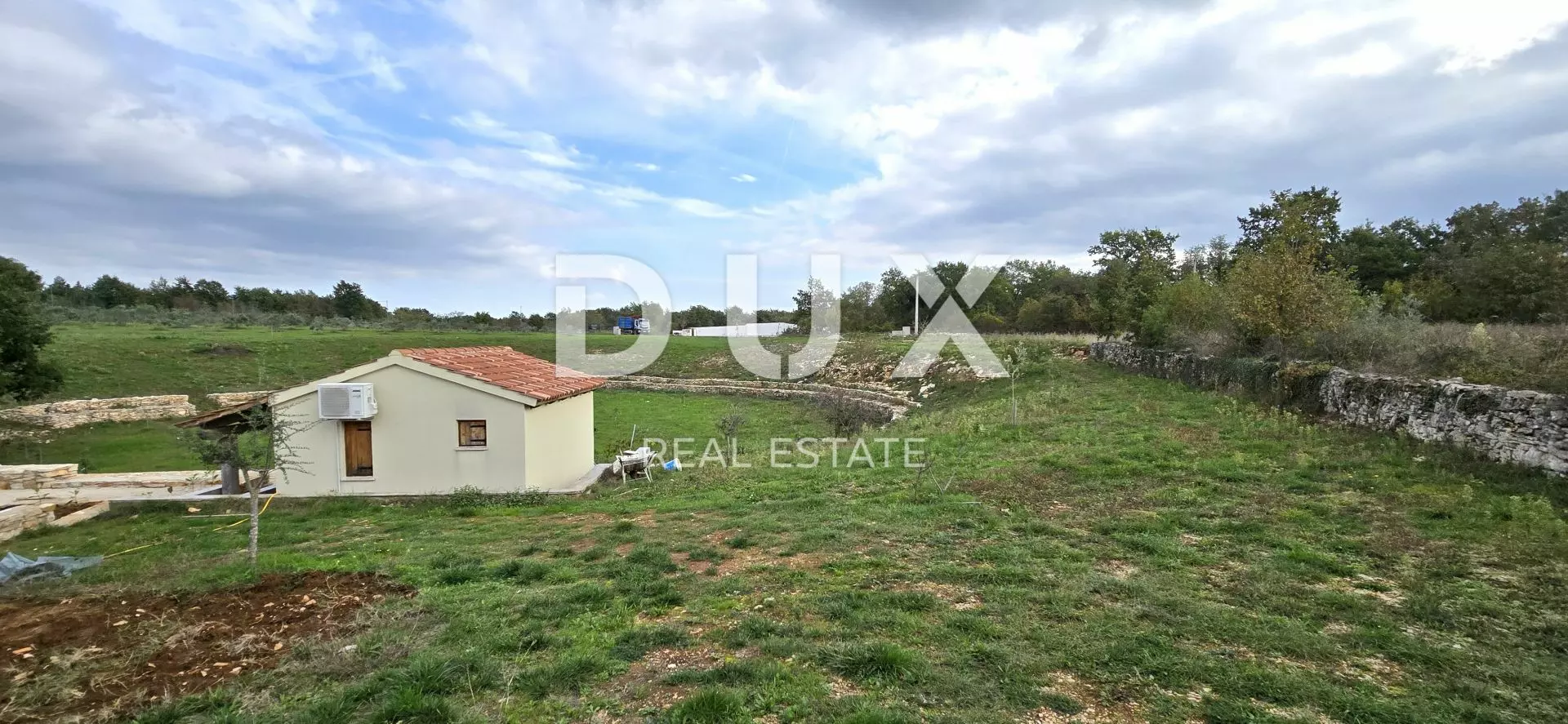 1730117514_20241028_112751-735994 Land In Svetvinčenat, Croatia (8.748 M²)