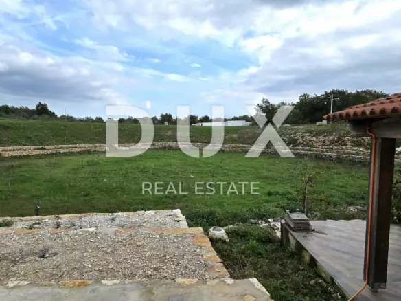 Land In Svetvinčenat, Croatia (8.748 M²)