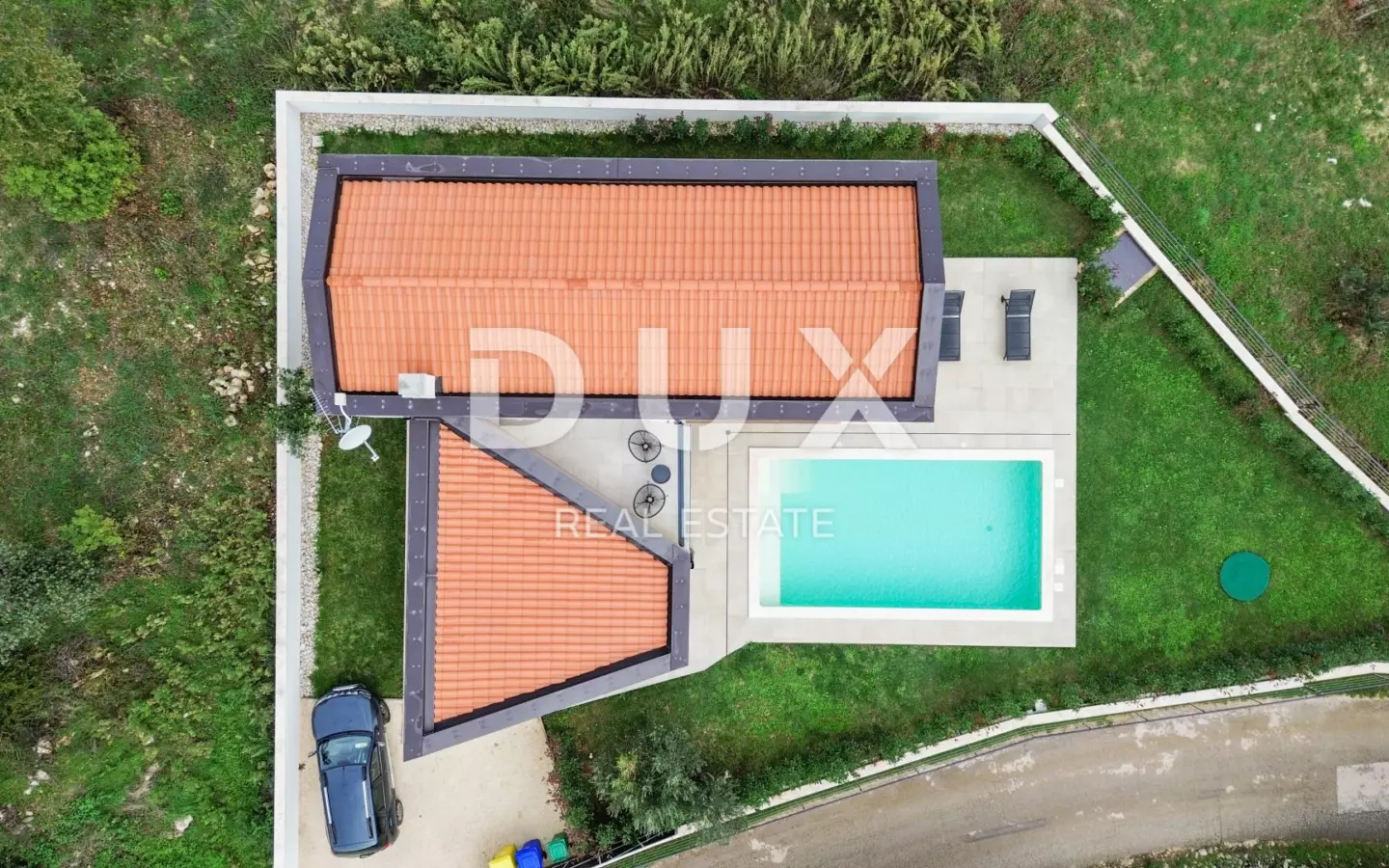 2-bedroom Villa In Krnica, Croatia (100 M²)