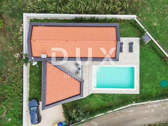 2-bedroom Villa In Krnica, Croatia (100 M²)