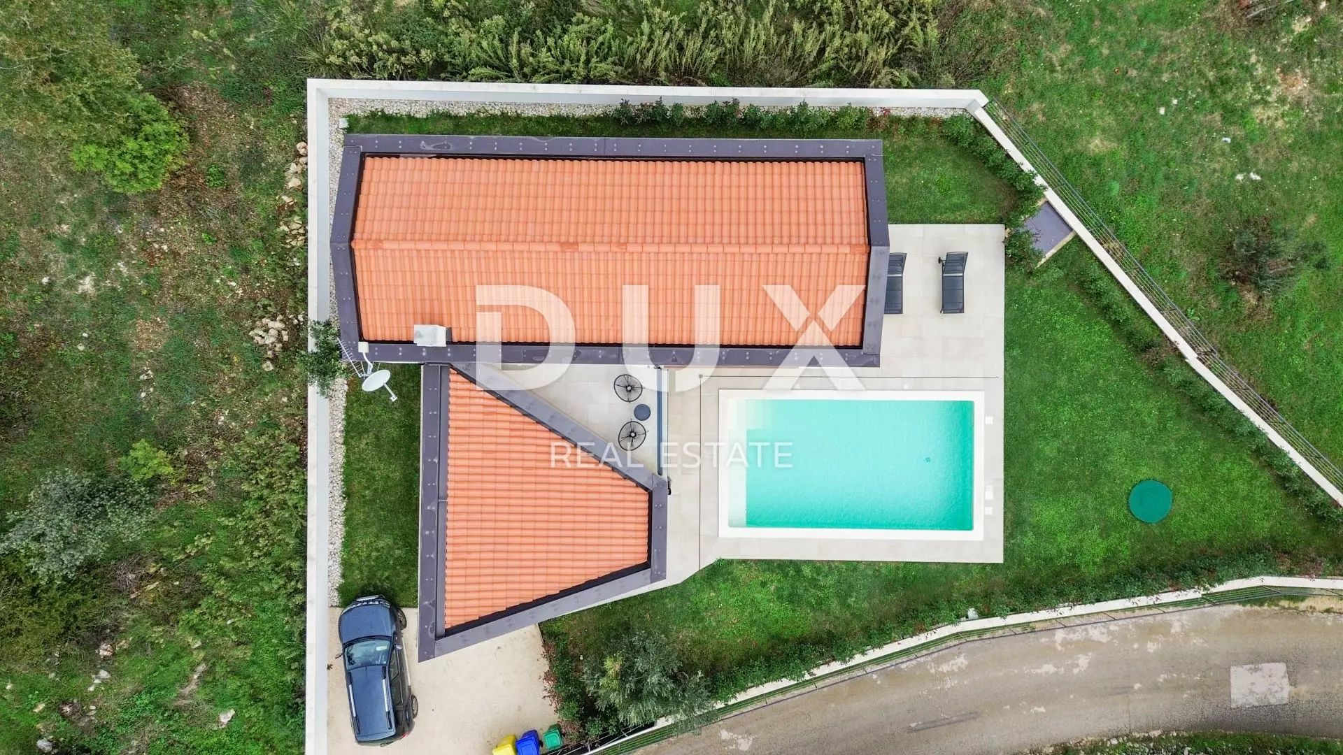 2-bedroom Villa In Krnica, Croatia (100 M²)