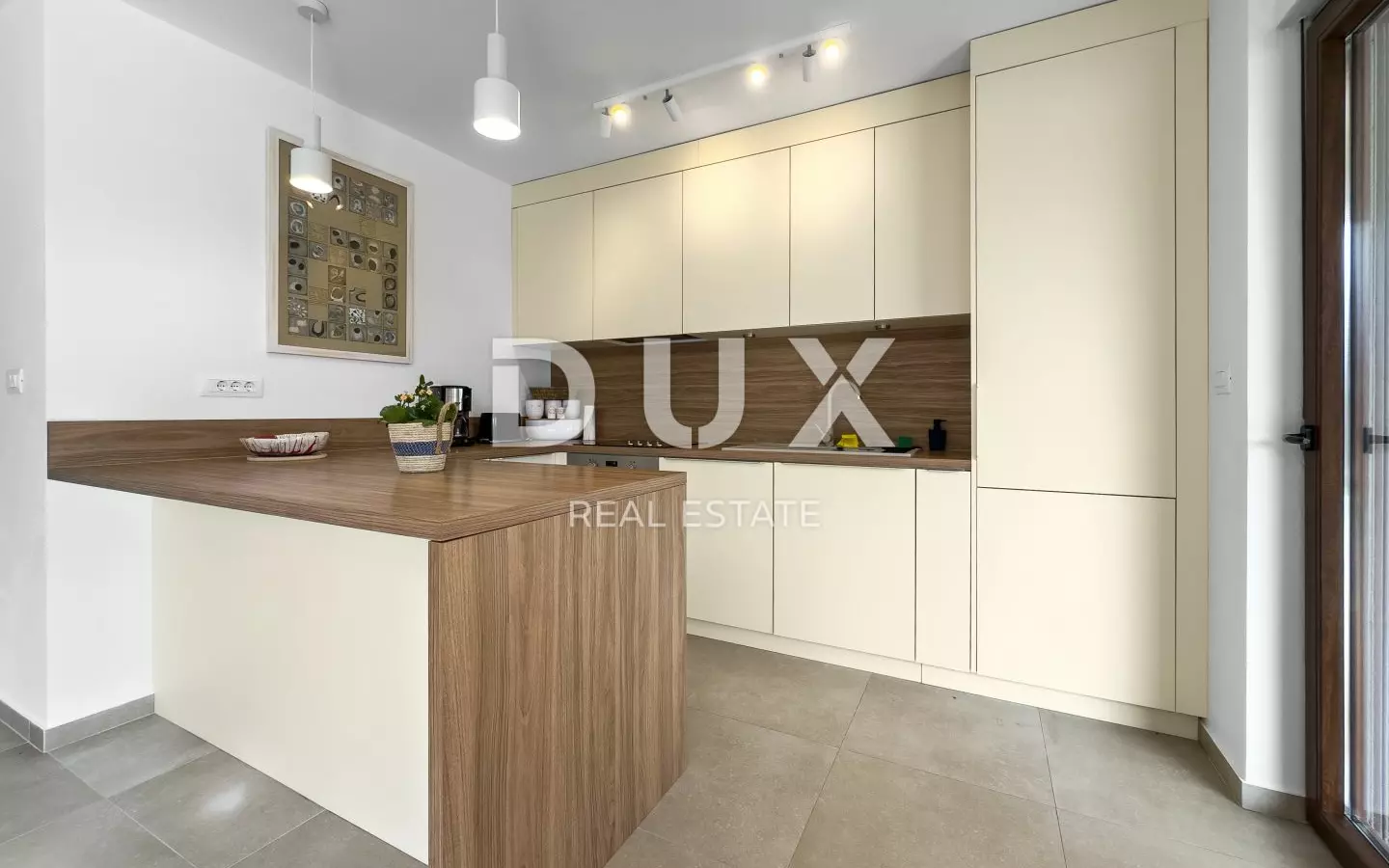 2-bedroom Villa In Krnica, Croatia (100 M²)