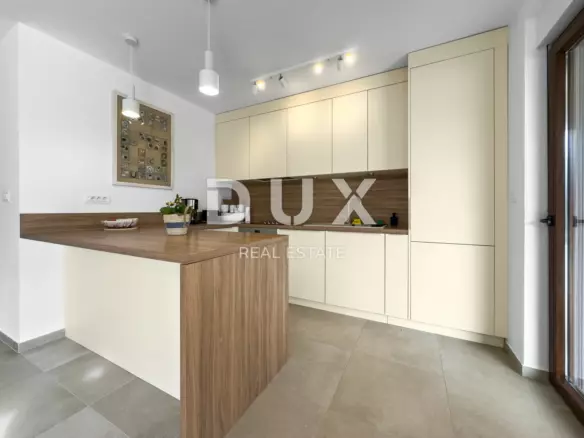 2-bedroom Villa In Krnica, Croatia (100 M²)