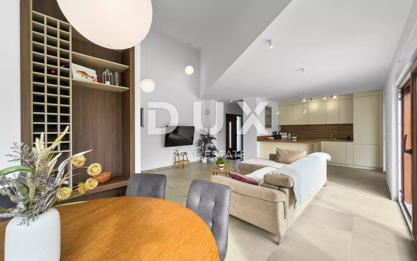 2-bedroom Villa In Krnica, Croatia (100 M²)