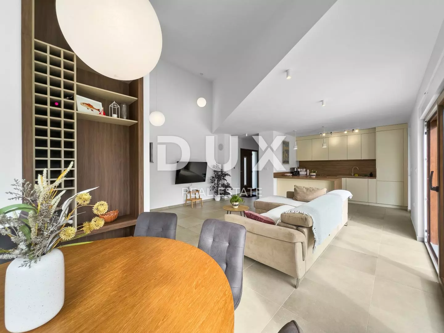 2-bedroom Villa In Krnica, Croatia (100 M²)