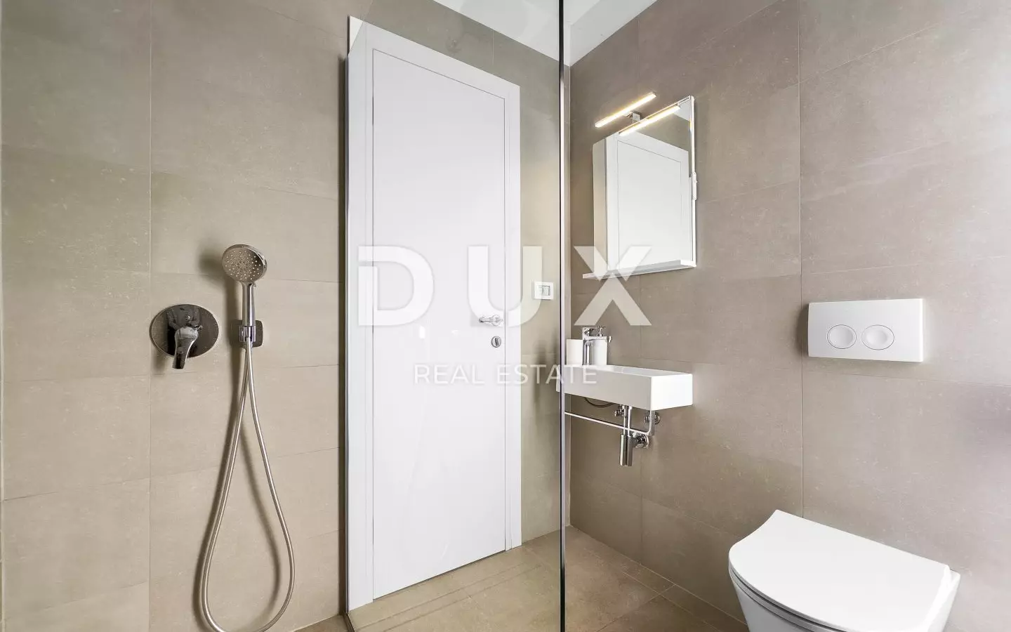 2-bedroom Villa In Krnica, Croatia (100 M²)