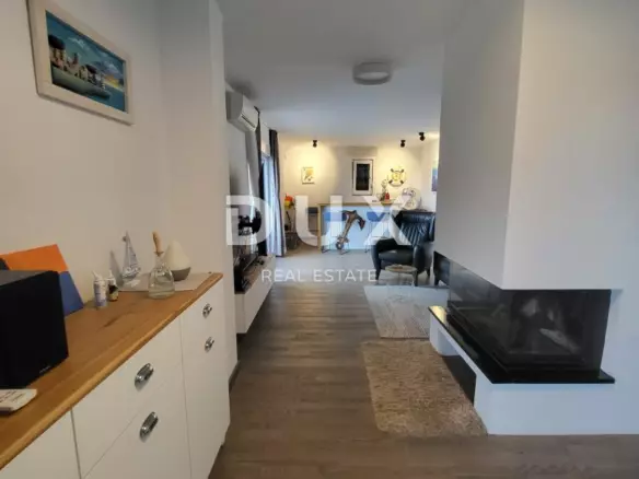 4-bedroom Apartment In Preko, Croatia (150 M²)