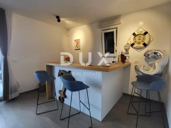 4-bedroom Apartment In Preko, Croatia (150 M²)