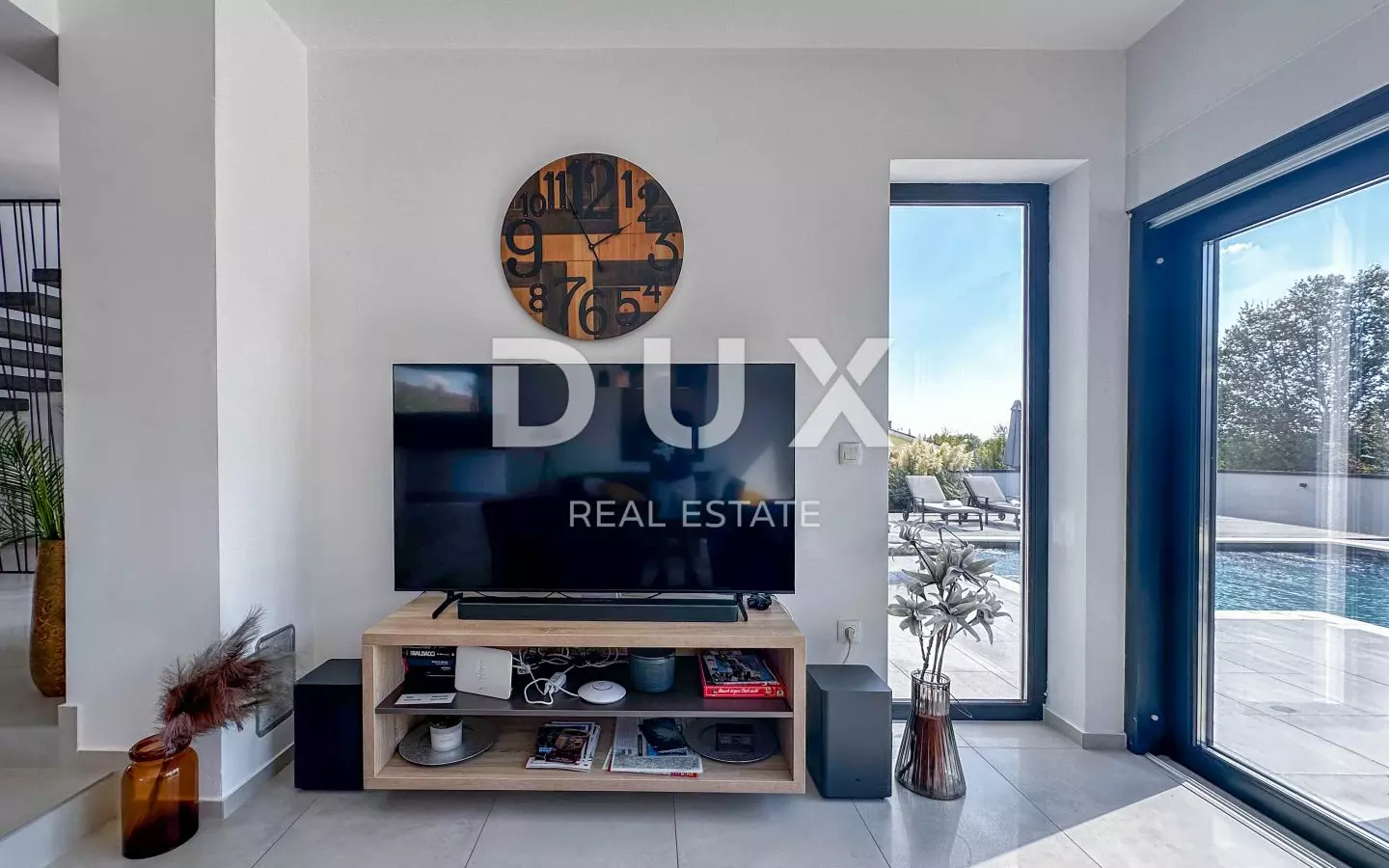 5-bedroom Villa In Loborika, Croatia (300 M²)