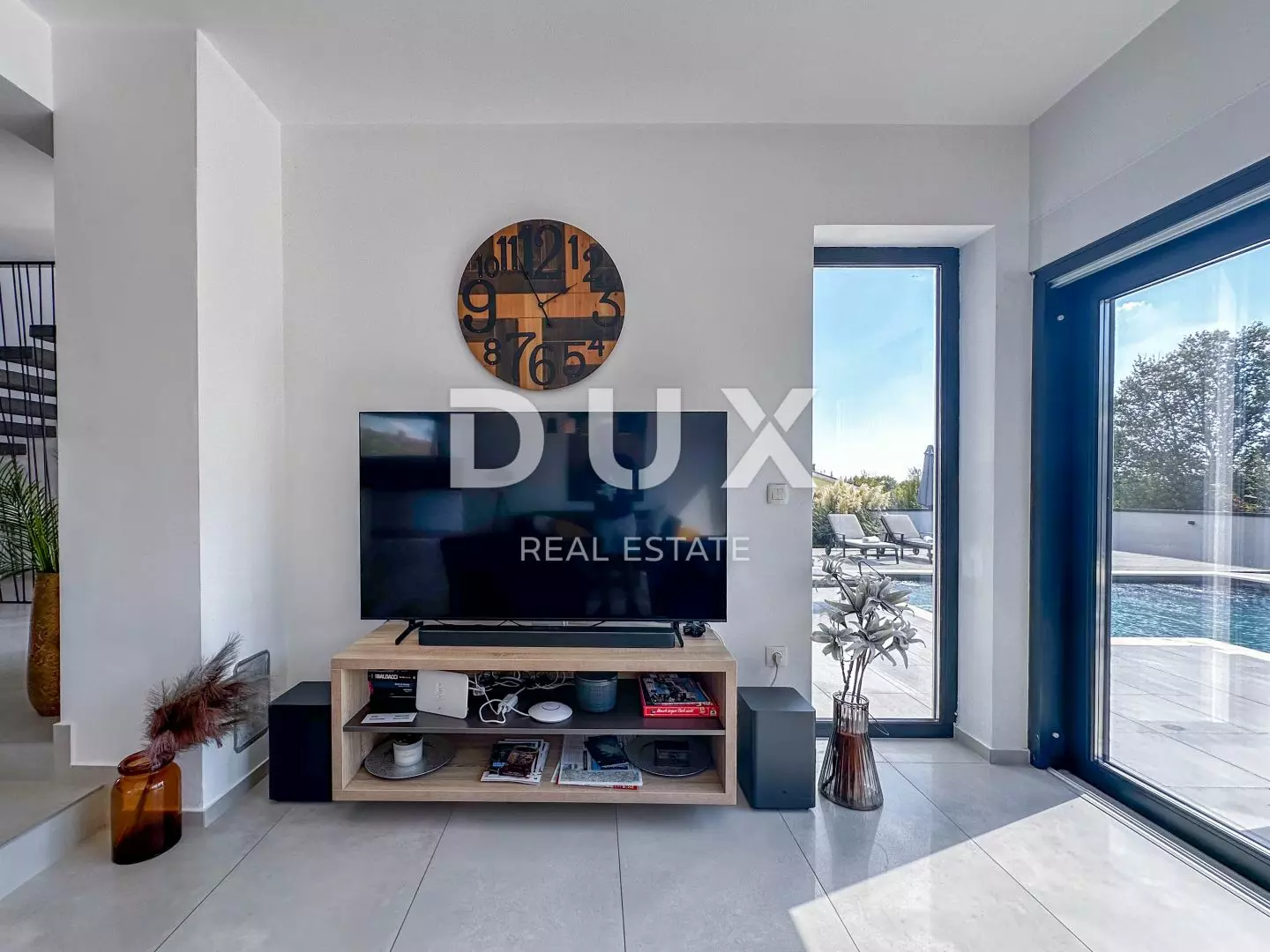 5-bedroom Villa In Loborika, Croatia (300 M²)