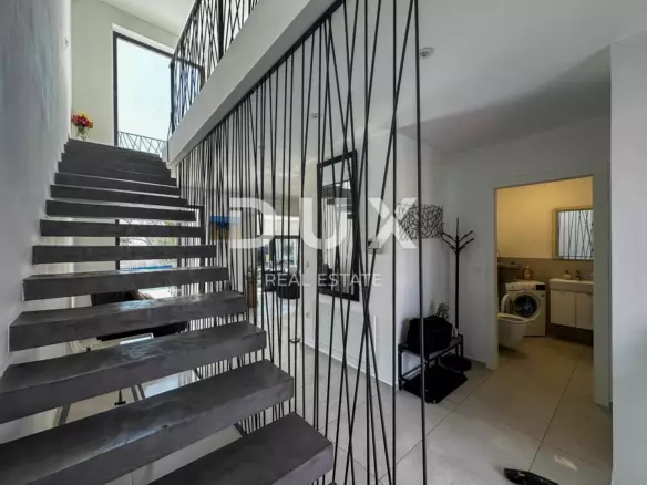 5-bedroom Villa In Loborika, Croatia (300 M²)
