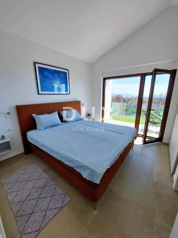 2-bedroom Villa In Krnica, Croatia (100 M²)