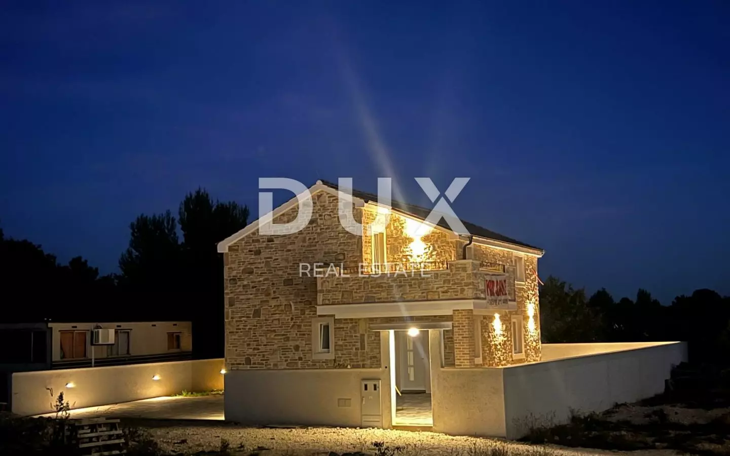4-bedroom Villa In Vrsi, Croatia (165 M²)