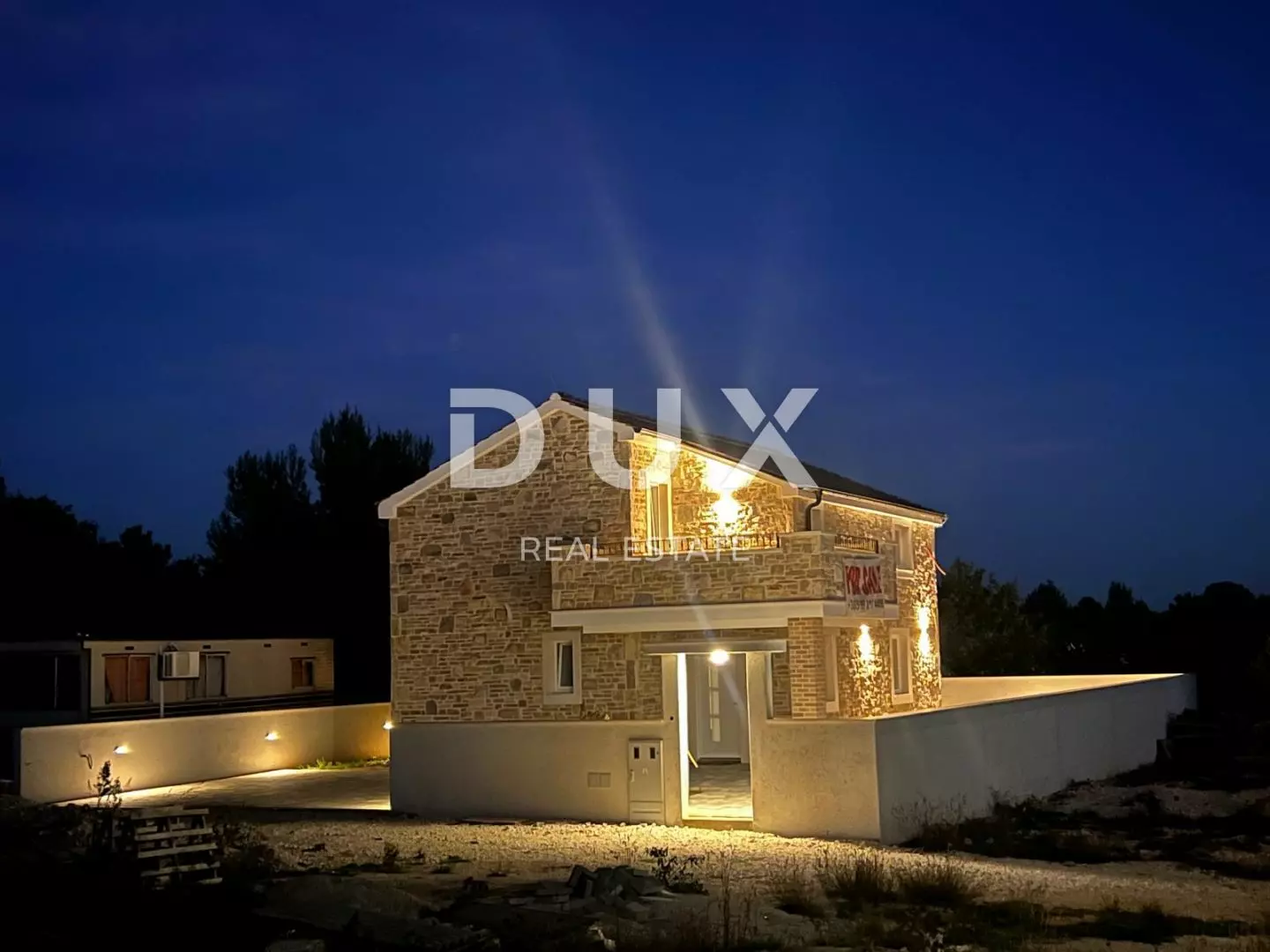1731052041_img-20241107-wa0004-b246cf 4-bedroom Villa In Vrsi, Croatia (165 M²)