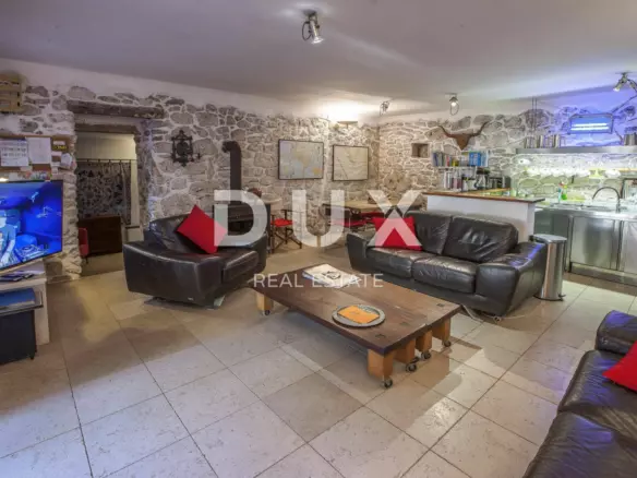 6-bedroom Detached House In Centar, Croatia (258,25 M²)