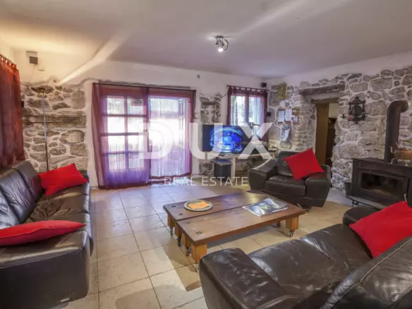6-bedroom Detached House In Centar, Croatia (258,25 M²)
