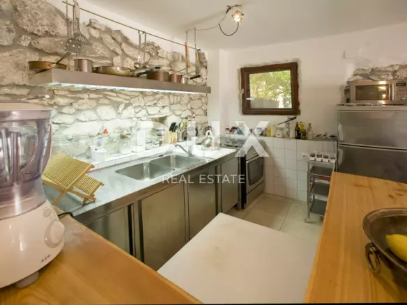 6-bedroom Detached House In Centar, Croatia (258,25 M²)