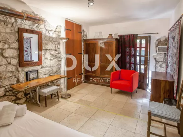 6-bedroom Detached House In Centar, Croatia (258,25 M²)
