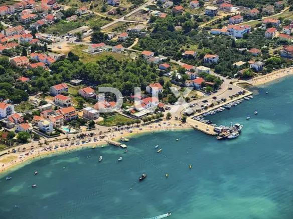Land In Vrsi, Croatia (1.000 M²)