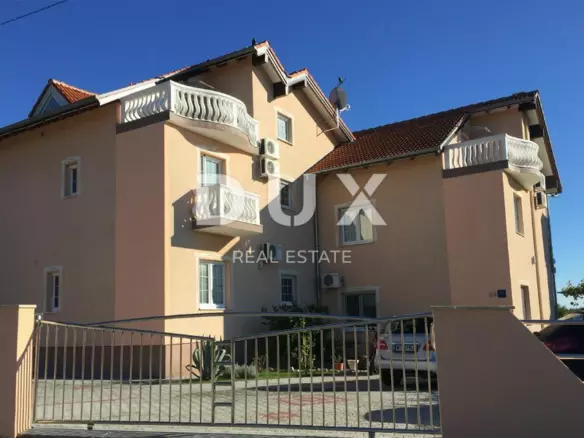 11-bedroom Detached House In Sveti Filip I Jakov, Croatia (398,41 M²)