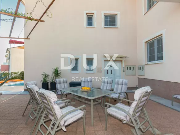 11-bedroom Detached House In Sveti Filip I Jakov, Croatia (398,41 M²)