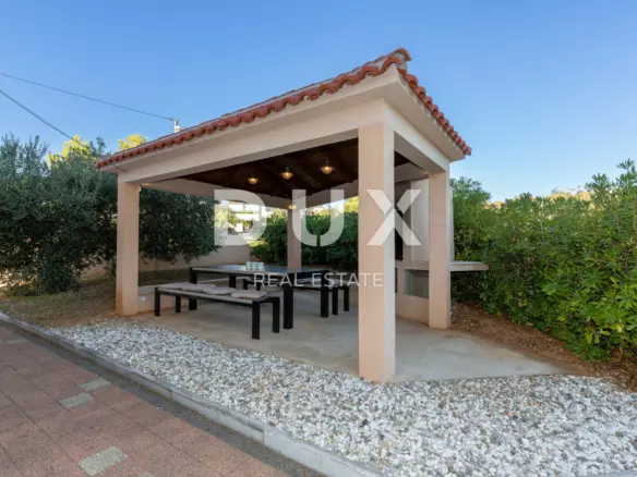 11-bedroom Detached House In Sveti Filip I Jakov, Croatia (398,41 M²)