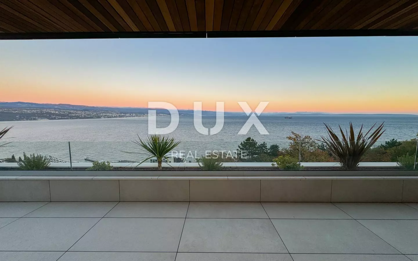 3-bedroom Apartment In Opatija – Centar, Croatia (217 M²)