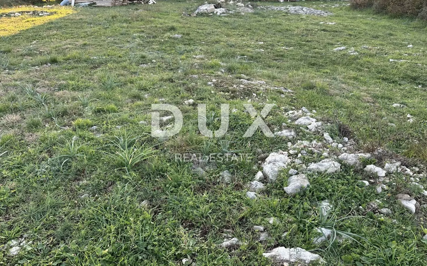 Land In Murvica, Croatia (833 M²)