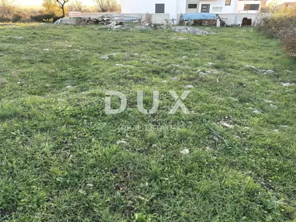 Land In Murvica, Croatia (833 M²)
