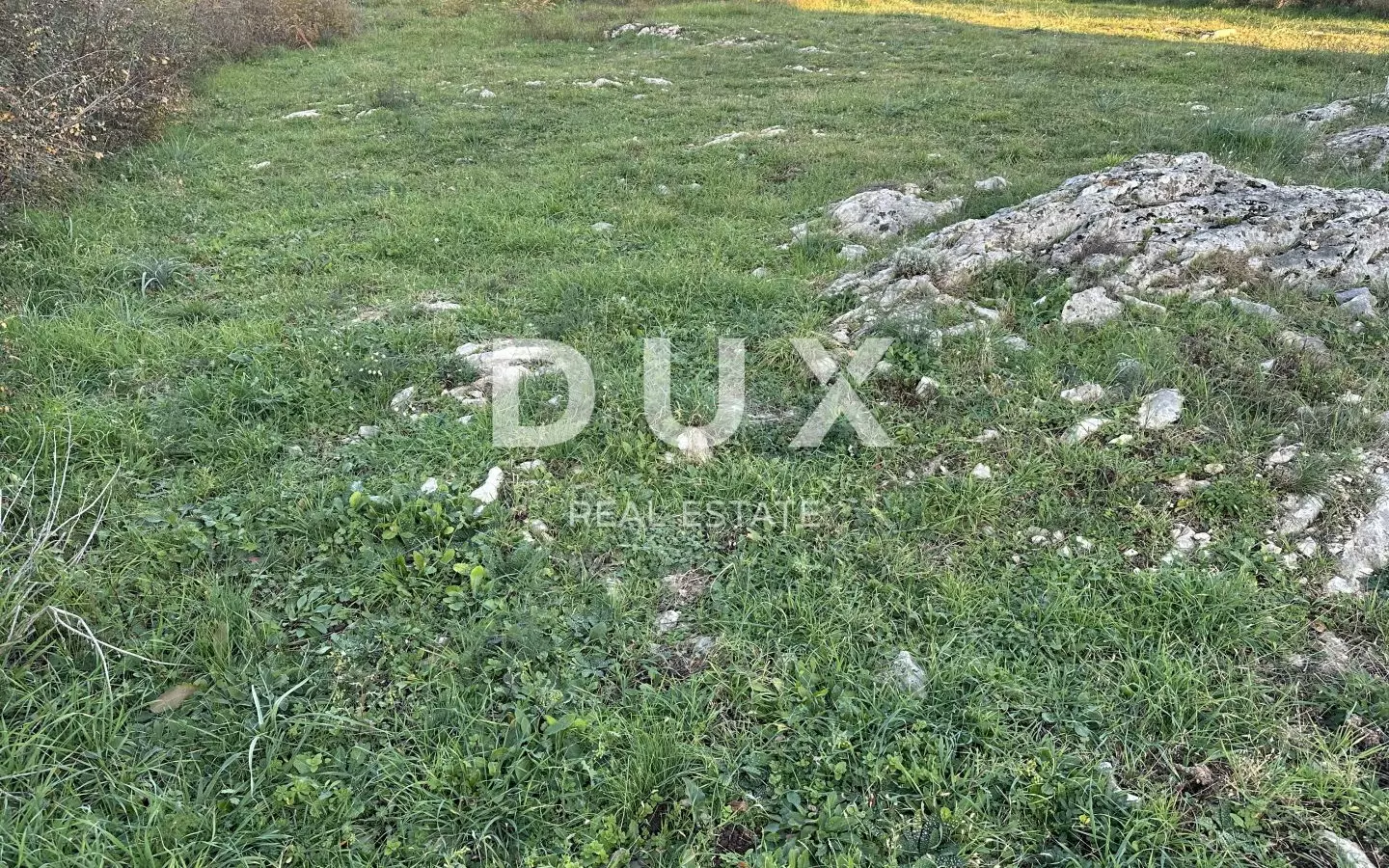 Land In Murvica, Croatia (833 M²)